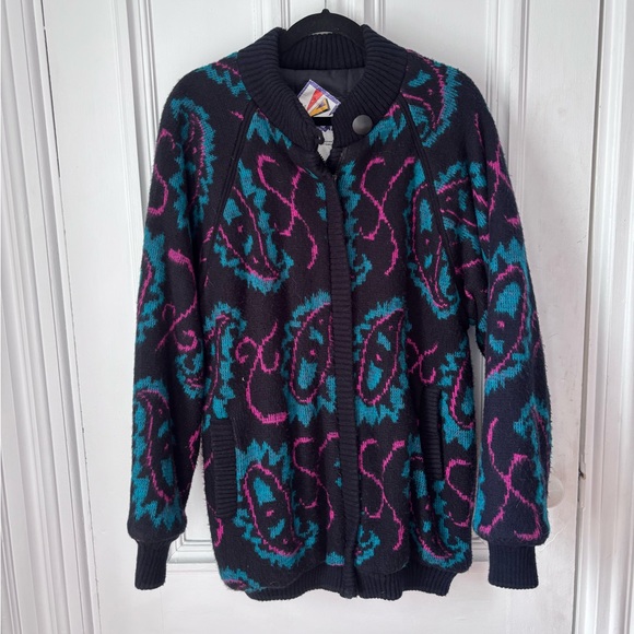 Karisma Sweaters - Women’s 80’s Vintage Karisma Canadian Sportswear Paisley Button Front Cardigan